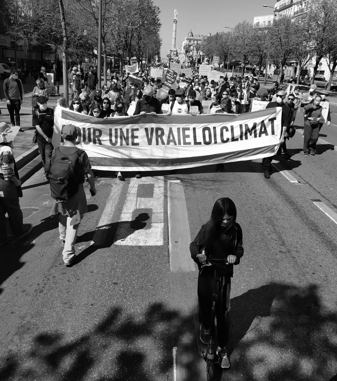 Photo d'une manifestation pour une vraie loi climat Photo d'une manifestation pour une vraie loi climat